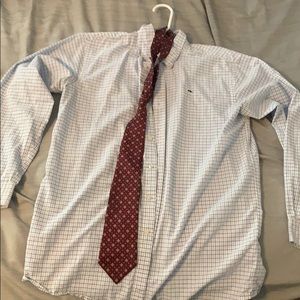 Vineyard vines button down and tie